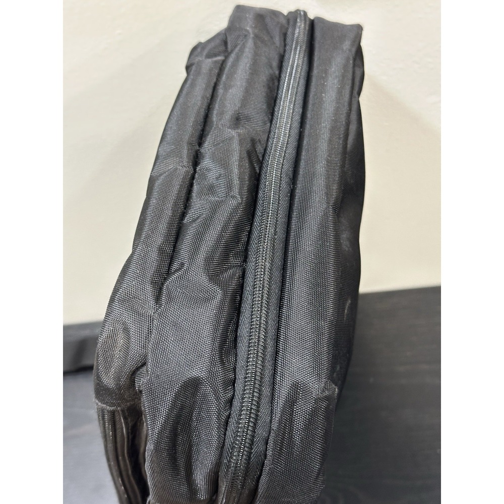 Eddie Bauer Green Black Laptop Travel Messenger Bag Shoulder Strap Day trip - Picture 11 of 12